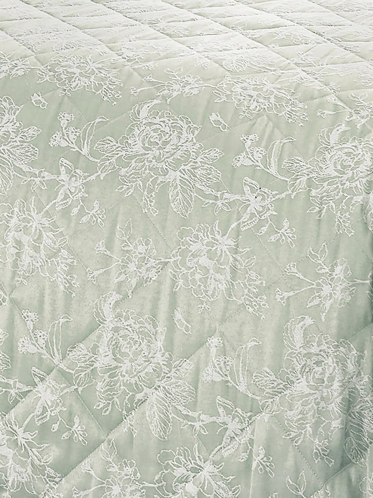 Dreams & Drapes Jasmine Jacquard Bedspread - صورة 2 من 3 Dreams & Drapes Jasmine Jacquard Bedspread - صورة 2 من 3