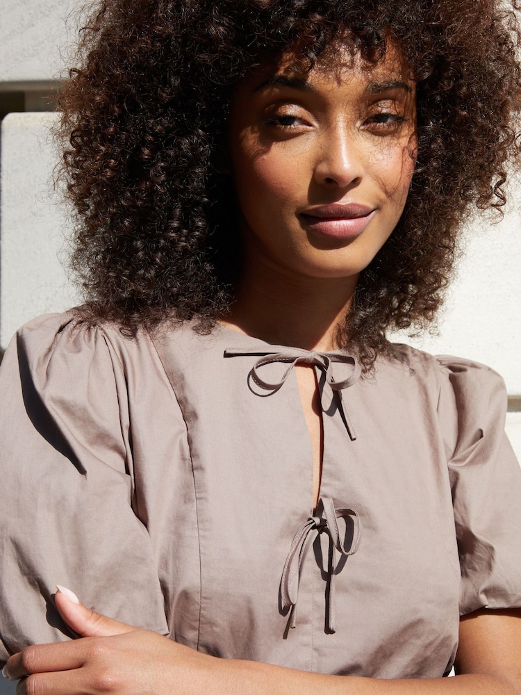 Threadbare Brown Puff Sleeve Tie Front Smock Mini Dress - Image 2 of 4