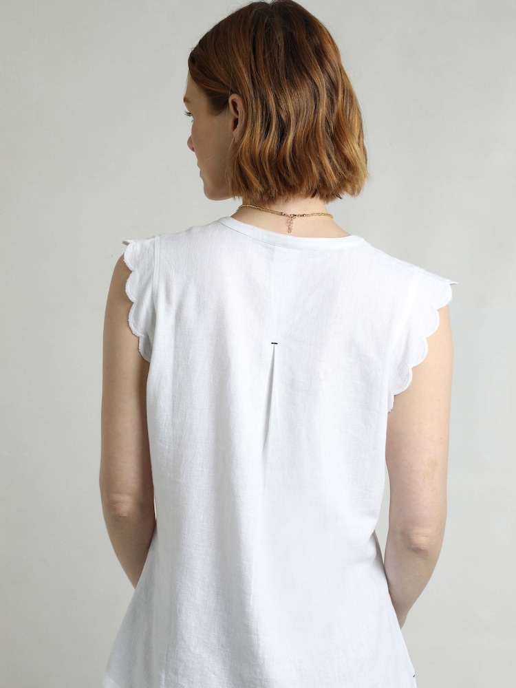 Weird Fish White Tassie Scalloped Edge Linen Rich Vest - Image 2 of 8 Weird Fish White Tassie Scalloped Edge Linen Rich Vest - Image 2 of 8