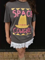 We Are Proper Good Washed Brown Space Cowgirl Graphic Short Sleeve T-Shirt - Slika 2 iz 6