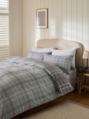 طقم من 2 غطاء لحاف وكيس وسادة بوجهين بتصميم مربعات - صورة 4 من 11