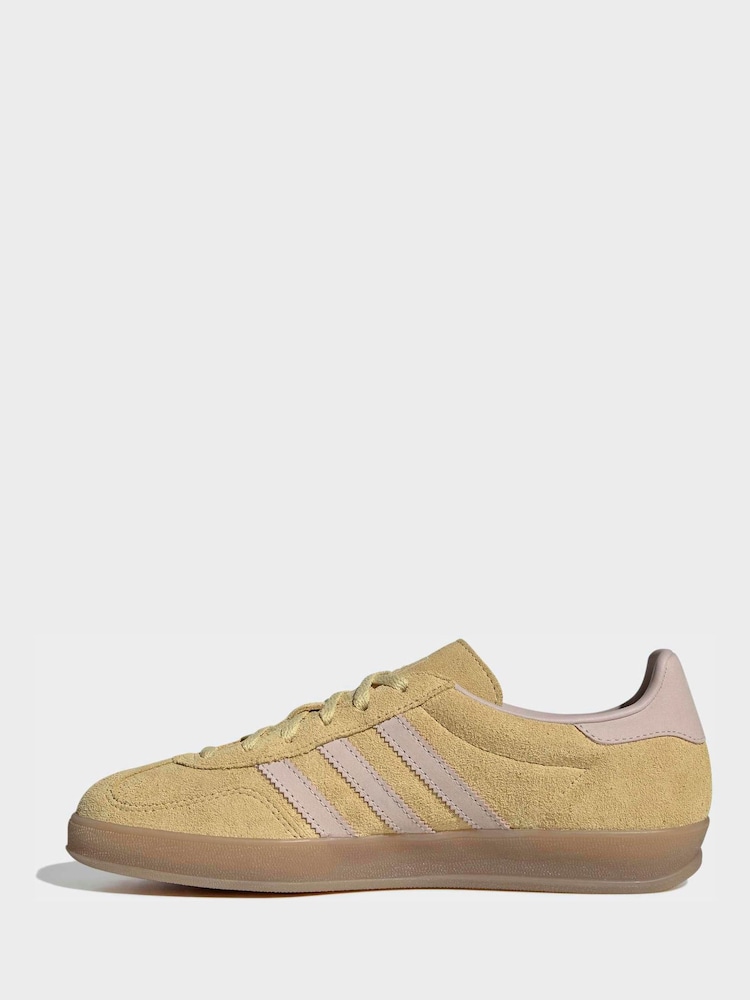 adidas Originals Yellow Gazelle Indoor Trainers - Image 2 of 9 adidas Originals Yellow Gazelle Indoor Trainers - Image 2 of 9