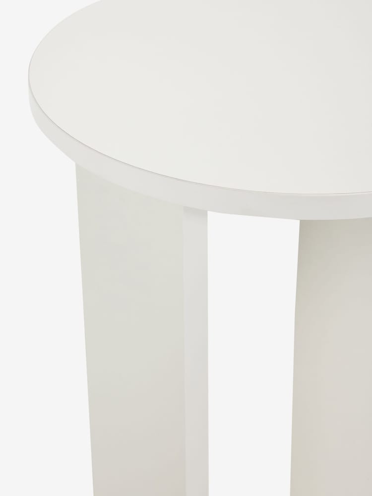 White Painted Side Table - Image 6 of 6
