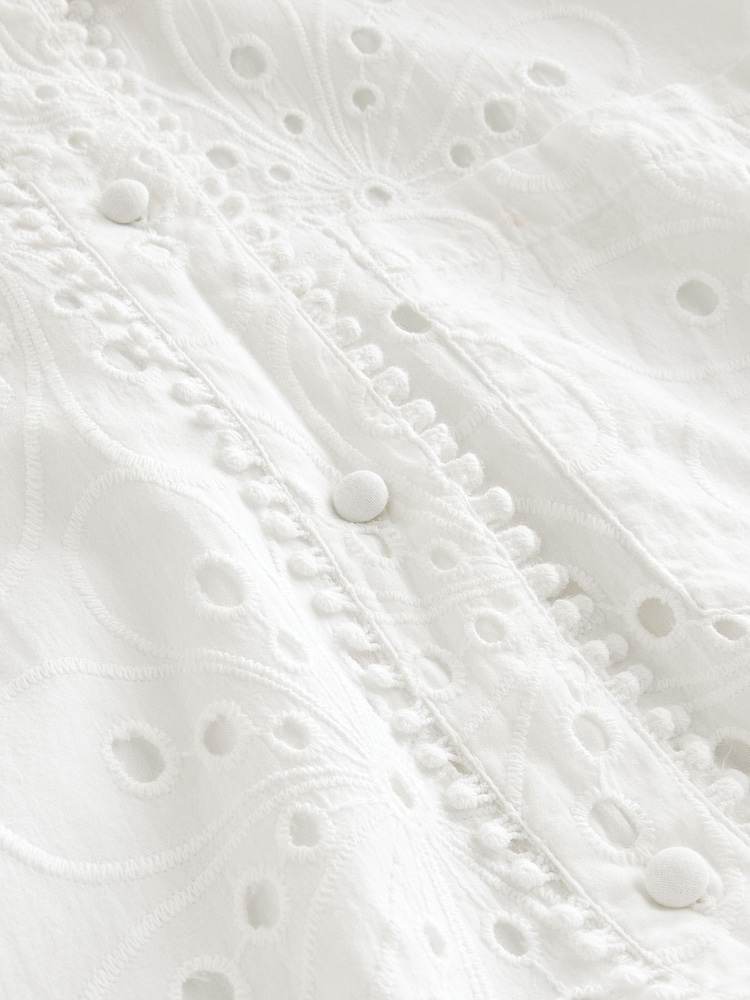 أبيض - فستان بتصميم قميص قصير برباط خصر - صورة 8 من 8