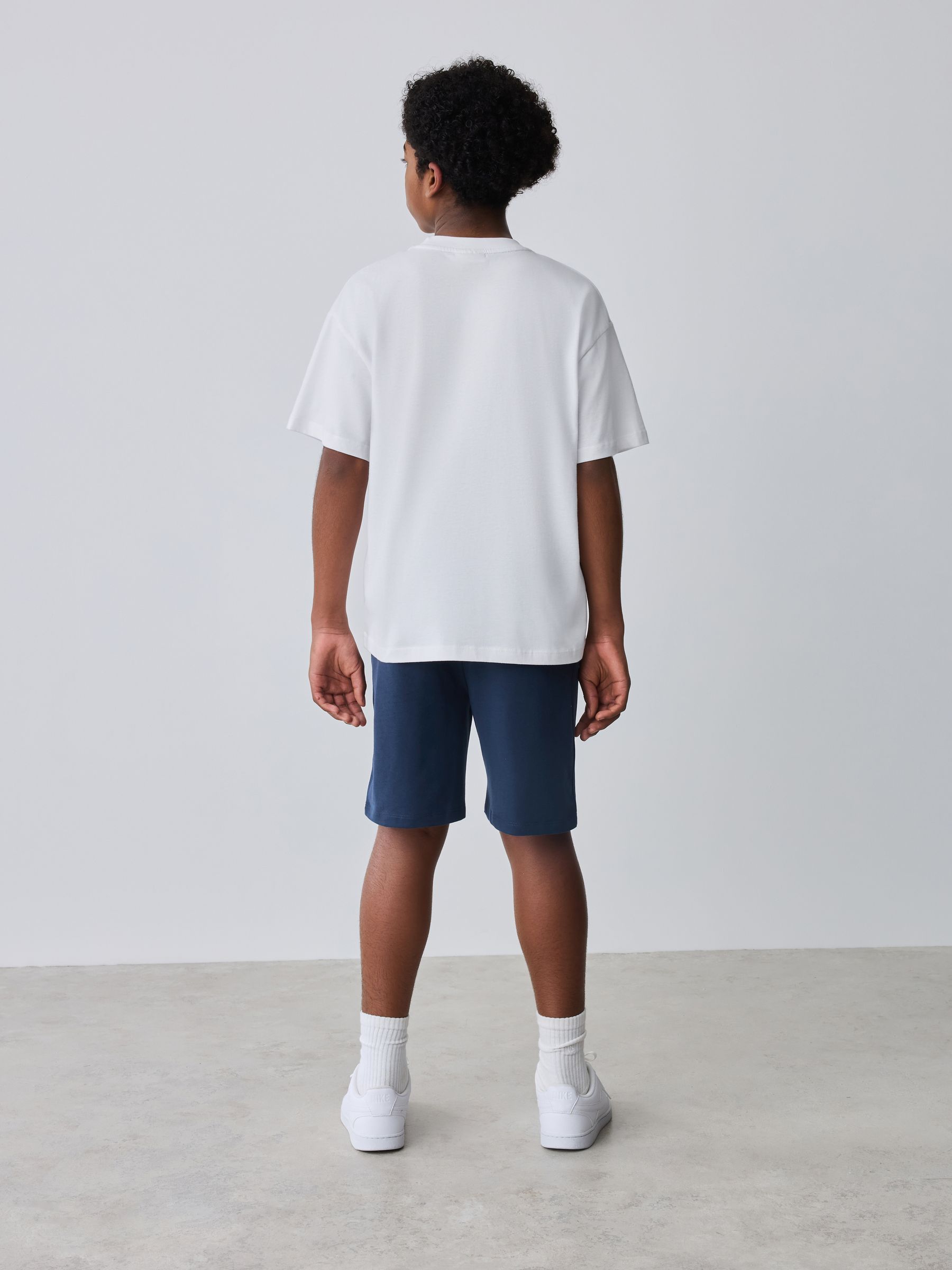 Next：日本 ホワイト / ネイビー - Baker by Ted Baker オーバーサイズ