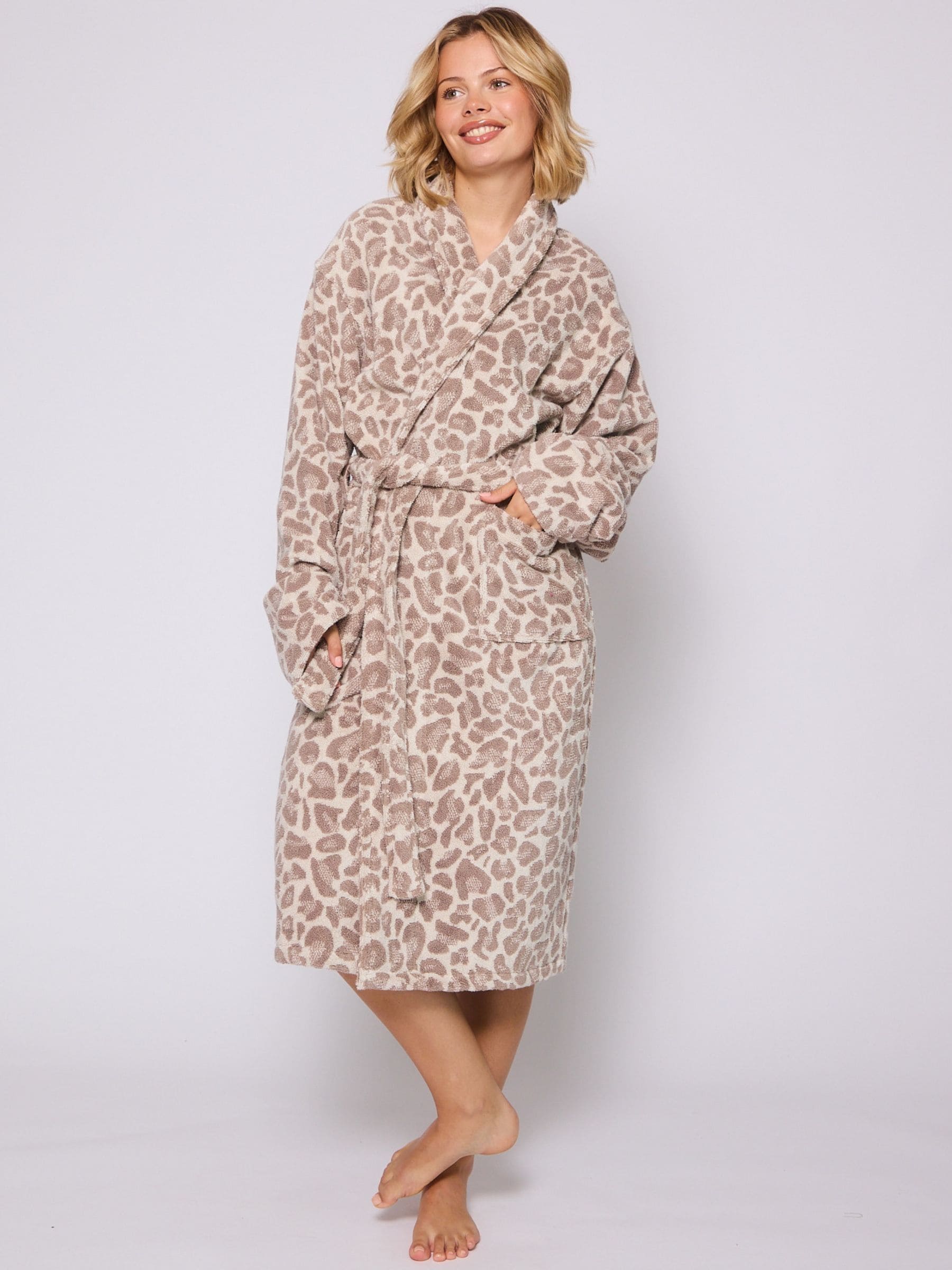 Loungeable Women's Taupe Leopard Shawl Robe In | Size: Xl - Image 1