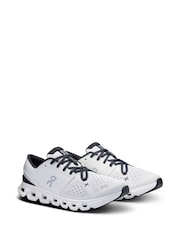 On White Cloud X 4 Trainers - Image 3 of 6