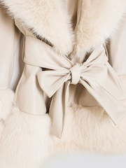 River Island Girls Faux Leather Fur Wrap Coat - Bild 3 von 4