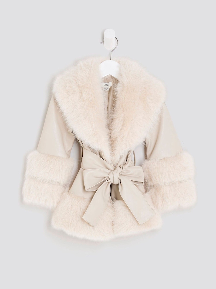 River Island Girls Faux Leather Fur Wrap Coat - Bild 1 von 4