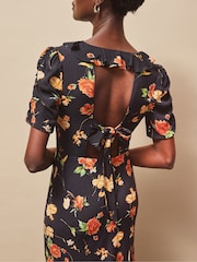 Orange/Yellow - Ro&Zo Floral Print Black Tie Back Dress - Imagem 4 de 5