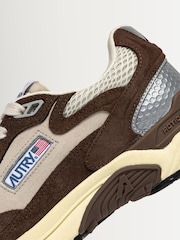AUTRY Brown Hyperway Low Man SA03 Suede Bicolor Trainers - Image 6 of 6