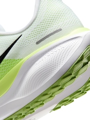 Nike White Pegasus 41 Road Running Trainers - Image 11 of 11