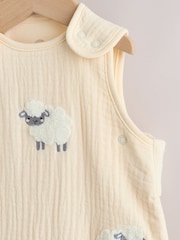 חיתול מוסלין עם רקמת כבשים - שק שינה ללא שרוולים לתינוקות בדרגת בידוד 1 טוג - תמונה 3 מתוך 7