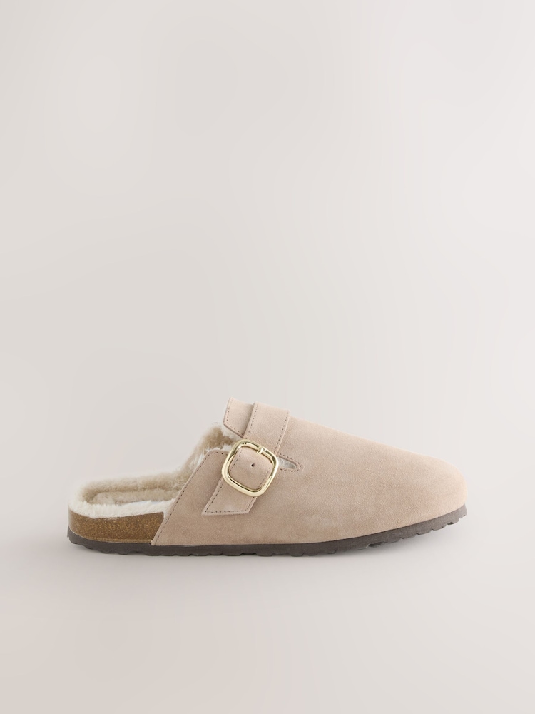 Neutro - Tamancos Forever Comfort® de couro com palmilha forrada de pele sintética - Imagem 11 de 11 Neutro - Tamancos Forever Comfort® de couro com palmilha forrada de pele sintética - Imagem 11 de 11