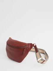 Seasalt Cornwall Brown Wyllow Cross-Body Leather Bag - Image 2 of 4