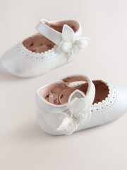 White Shimmer Butterfly Mary Jane Baby Shoes (0-18mths) - Image 3 of 6