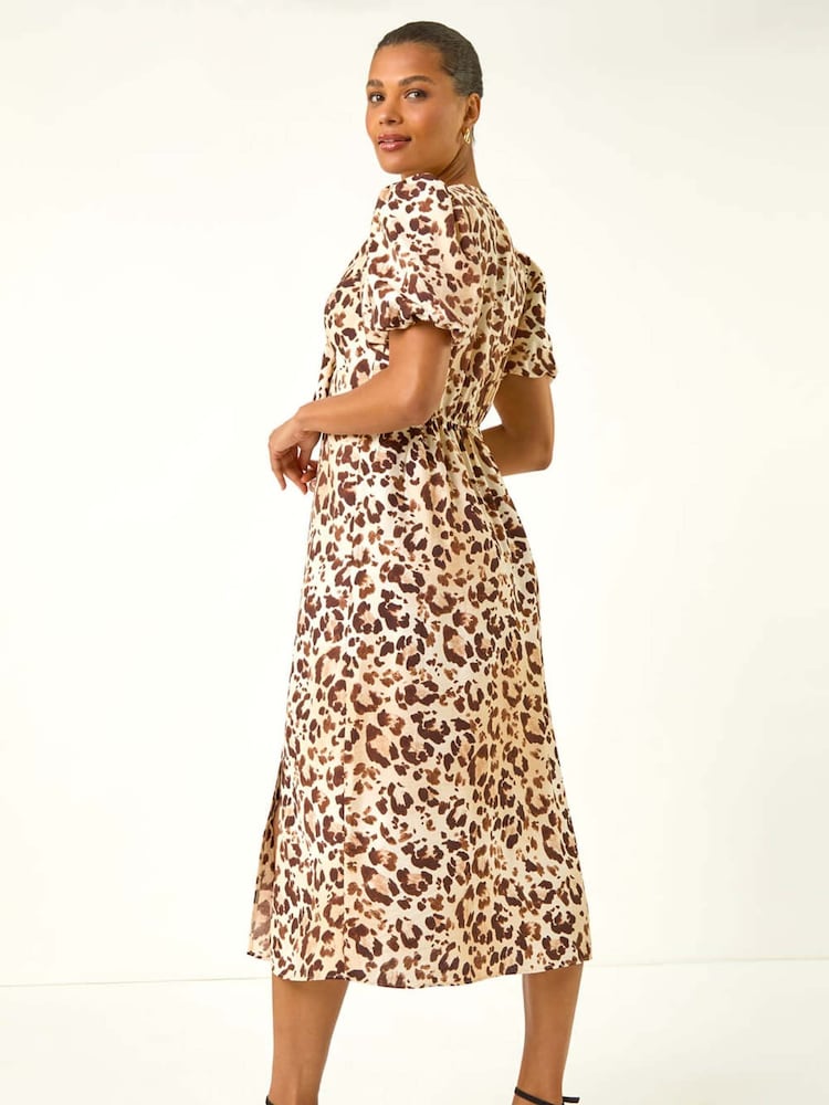 Castanho - Vestido midi Roman com Animal Print e amarração frontal - Imagem 2 de 5
