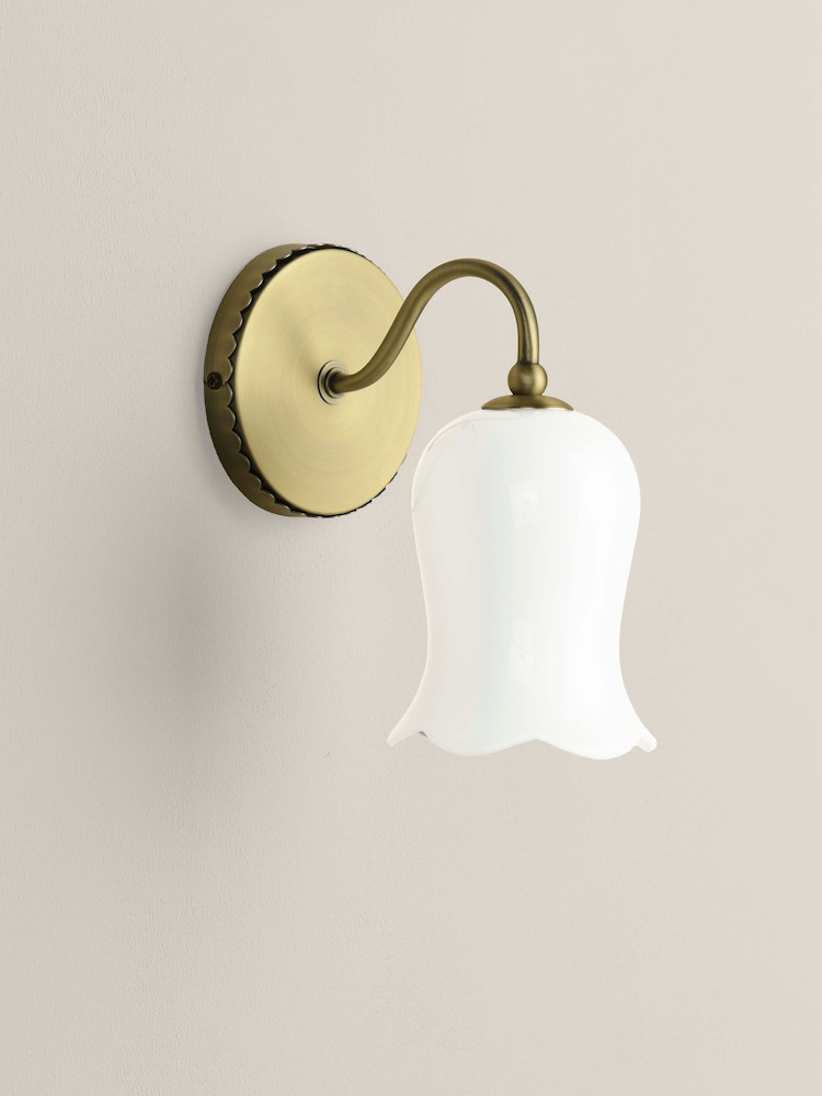 Laura Ashley Brass Lidsell 1 Wall Light - Image 2 of 5