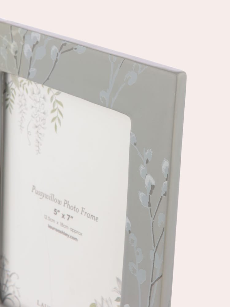 Laura Ashley Grey Pussy Willow Photo Frame - Image 4 of 4