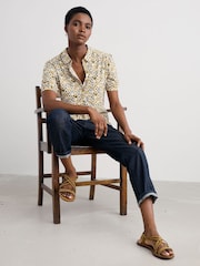 Seasalt Cornwall Yellow Embrace Short Sleeve Shirt - Image 3 of 6