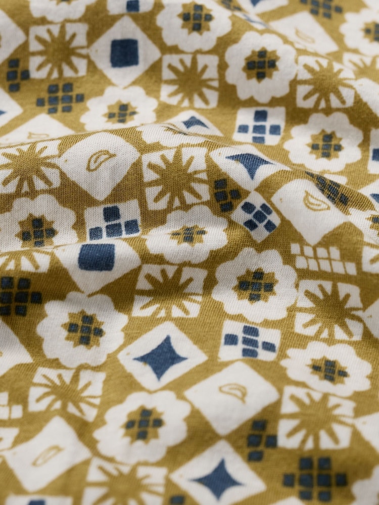 Seasalt Cornwall Yellow Embrace Short Sleeve Shirt - Image 6 of 6