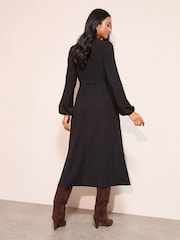 Friends Like These Black Petite Long Sleeve Tie Waist Button Up Textured Midi Dress - Image 5 of 5