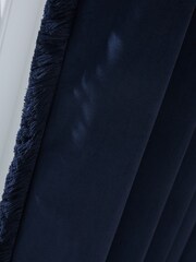 Rideaux occultants/thermiques à œillets en velours mat à franges - Image 5 de 6