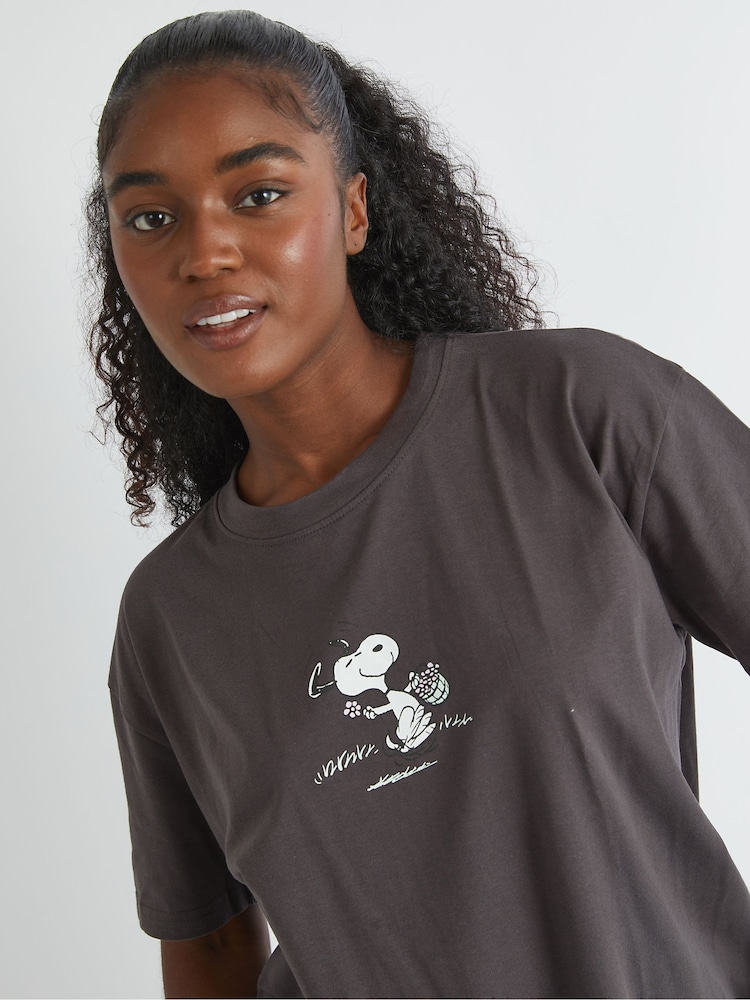 Skinnydip Grey Peanuts x Skinnydip Snoopy Have A Nice Day T-Shirt - Image 4 of 4