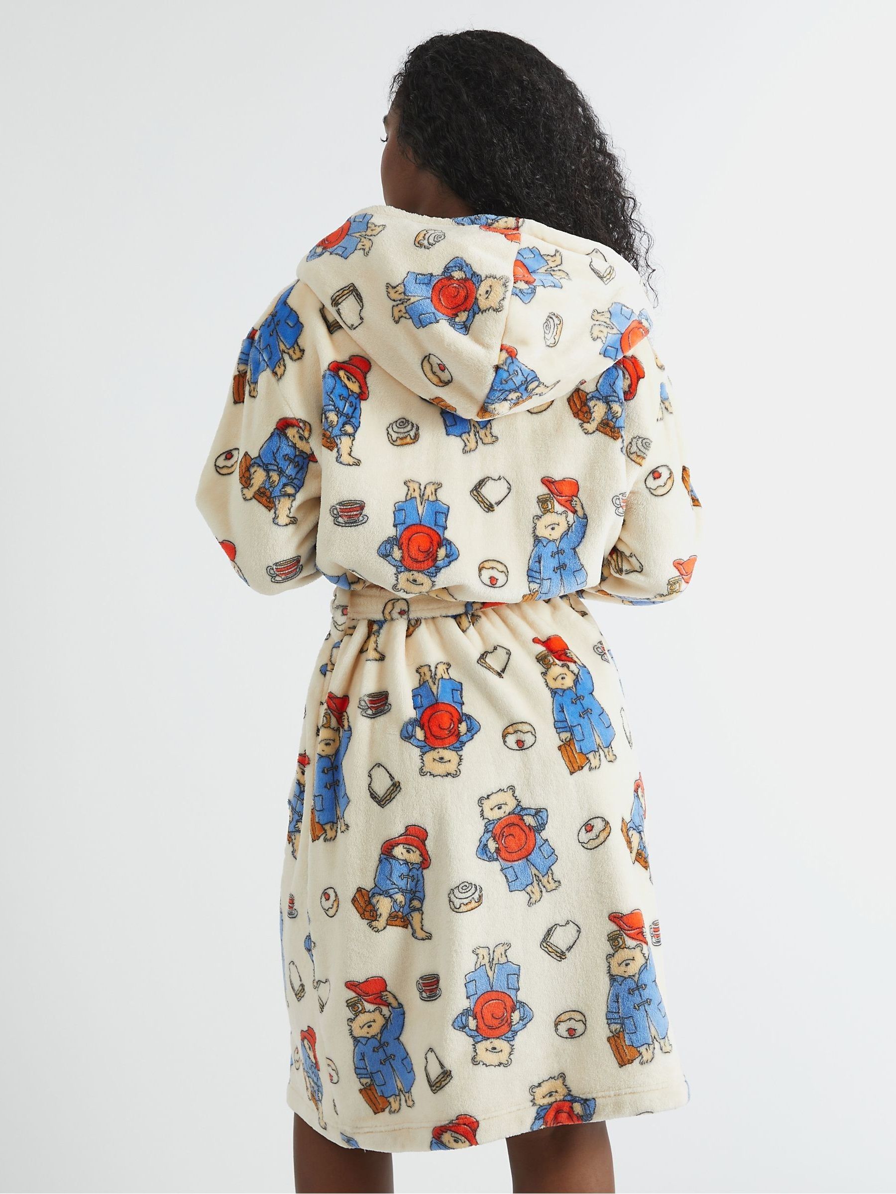 Buy Skinnydip White Paddington x Skinnydip Dressing Robe in Buy Skinnydip White Paddington x Skinnydip Dressing Robe in