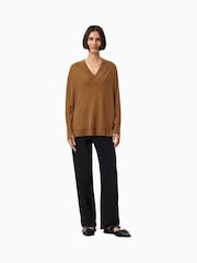 AllSaints Brown Bern Panel V-Neck Jumper - Image 3 of 8