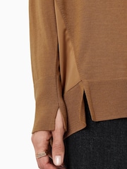 AllSaints Brown Bern Panel V-Neck Jumper - Image 6 of 8