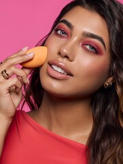 Real Techniques Everyday Essentials Makeup Brush Set - Image 4 of 5