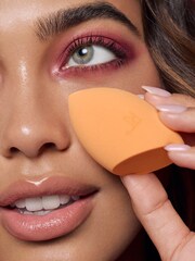 Real Techniques Everyday Essentials Makeup Brush Set - Image 5 of 5