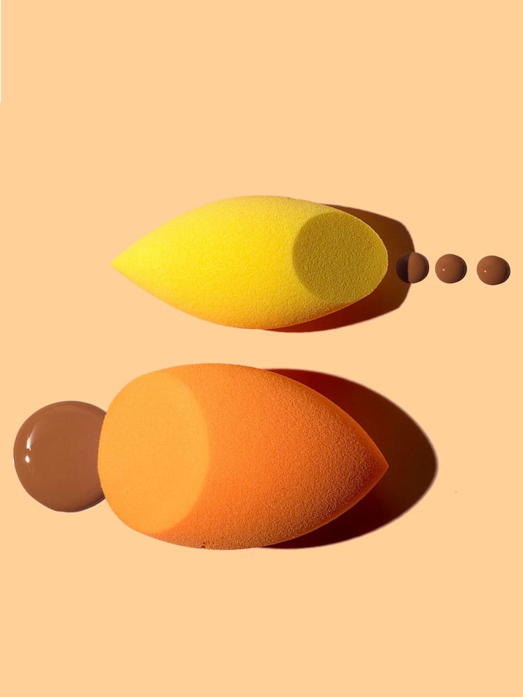 Real Techniques Miracle Complexion + Concealer Makeup Sponge Duo - Image 4 of 4 Real Techniques Miracle Complexion + Concealer Makeup Sponge Duo - Image 4 of 4