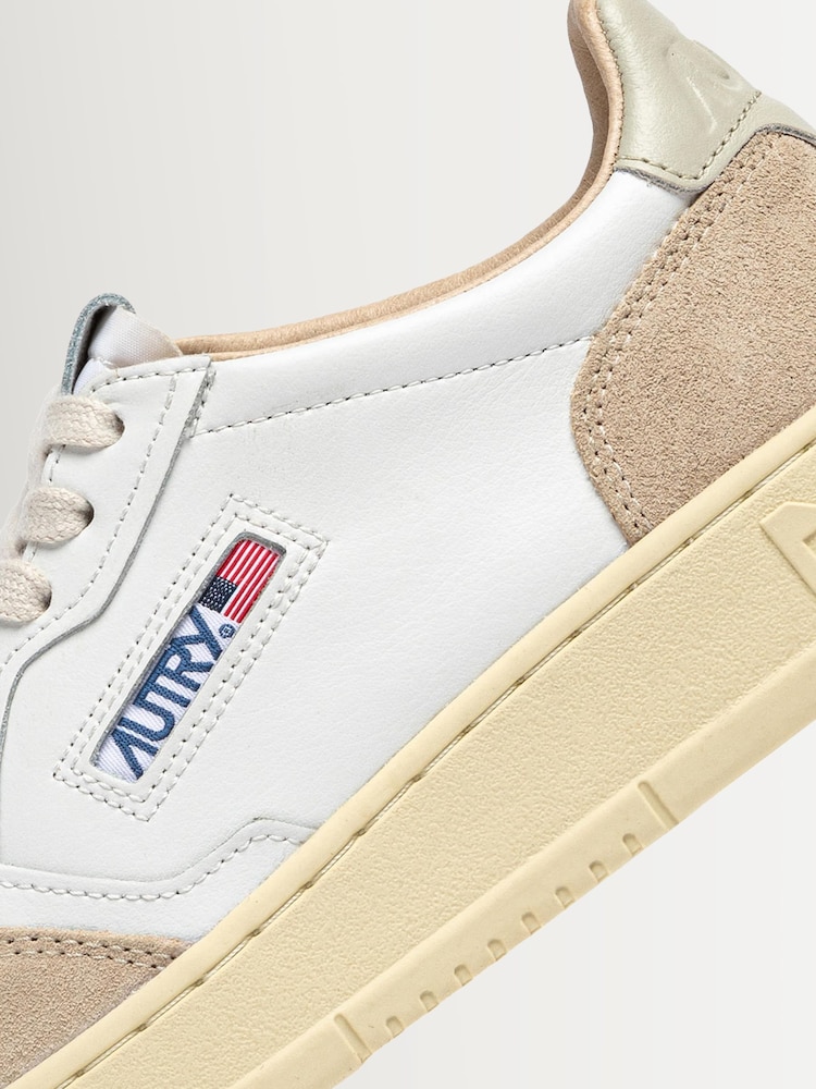 AUTRY Cream Womens Medalist Low Trainers - Image 6 of 6