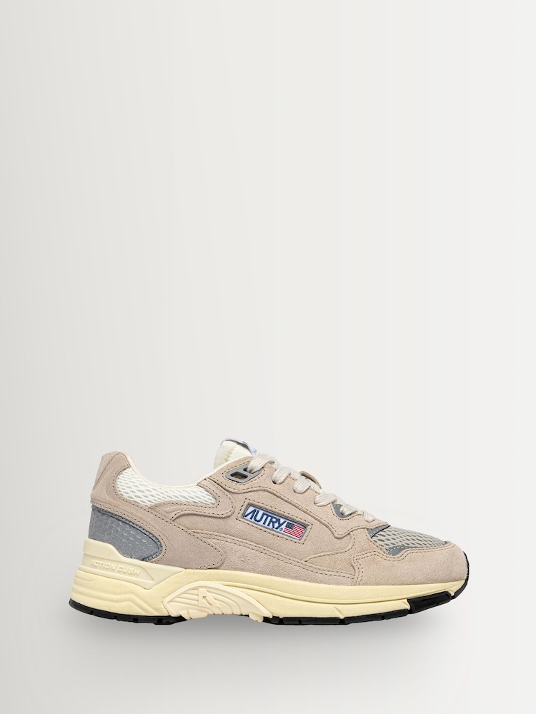 AUTRY Cream Hyperway Low Mesh Sand Trainers - Image 1 of 6
