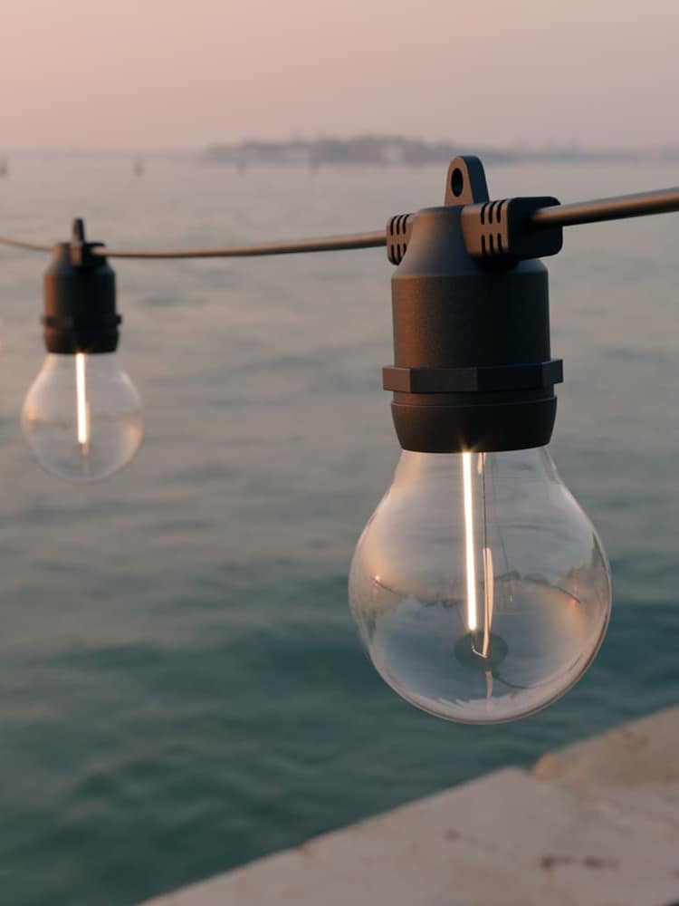 SolarCentre Set of 10 Warm White Edinburgh USB Solar Festoon Lights - Image 1 of 2