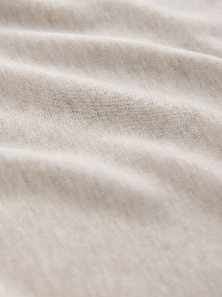 Oatmeal Marl Premium Thermal Maximum Warmth Merino Wool Vest - Image 3 of 3 Oatmeal Marl Premium Thermal Maximum Warmth Merino Wool Vest - Image 3 of 3