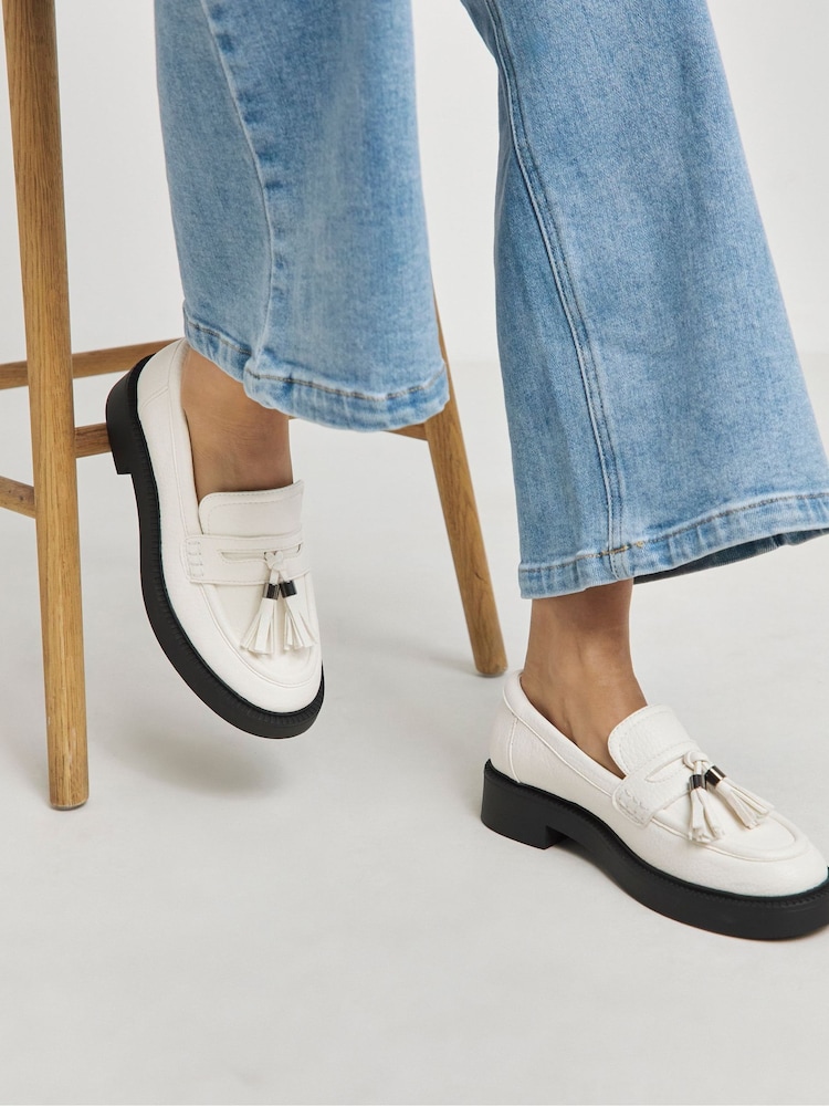 Simply Be White Wide Fit Tassle Chunky Loafers - Image 1 of 4 Simply Be White Wide Fit Tassle Chunky Loafers - Image 1 of 4