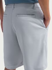 Wolf Grey and Cream Natural - Nike Dri-FIT Velocity At Knee Golf Shorts - Bild 4 av 5