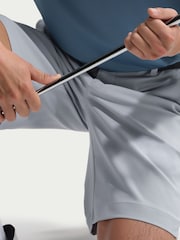 Wolf Grey and Cream Natural - Nike Dri-FIT Velocity At Knee Golf Shorts - Bild 5 av 5