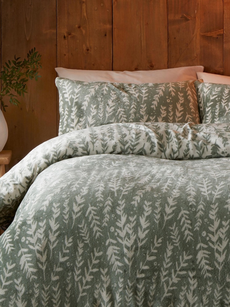 Fusion Green Winter Foliage Fleece Duvet Cover Set - Image 2 of 3