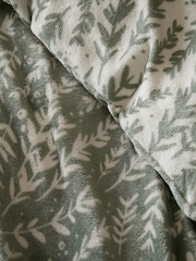 Fusion Green Winter Foliage Fleece Duvet Cover Set - Image 3 of 3