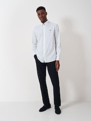 Camisa de popeline de algodão simples da Crew Clothing - Imagem 3 de 5