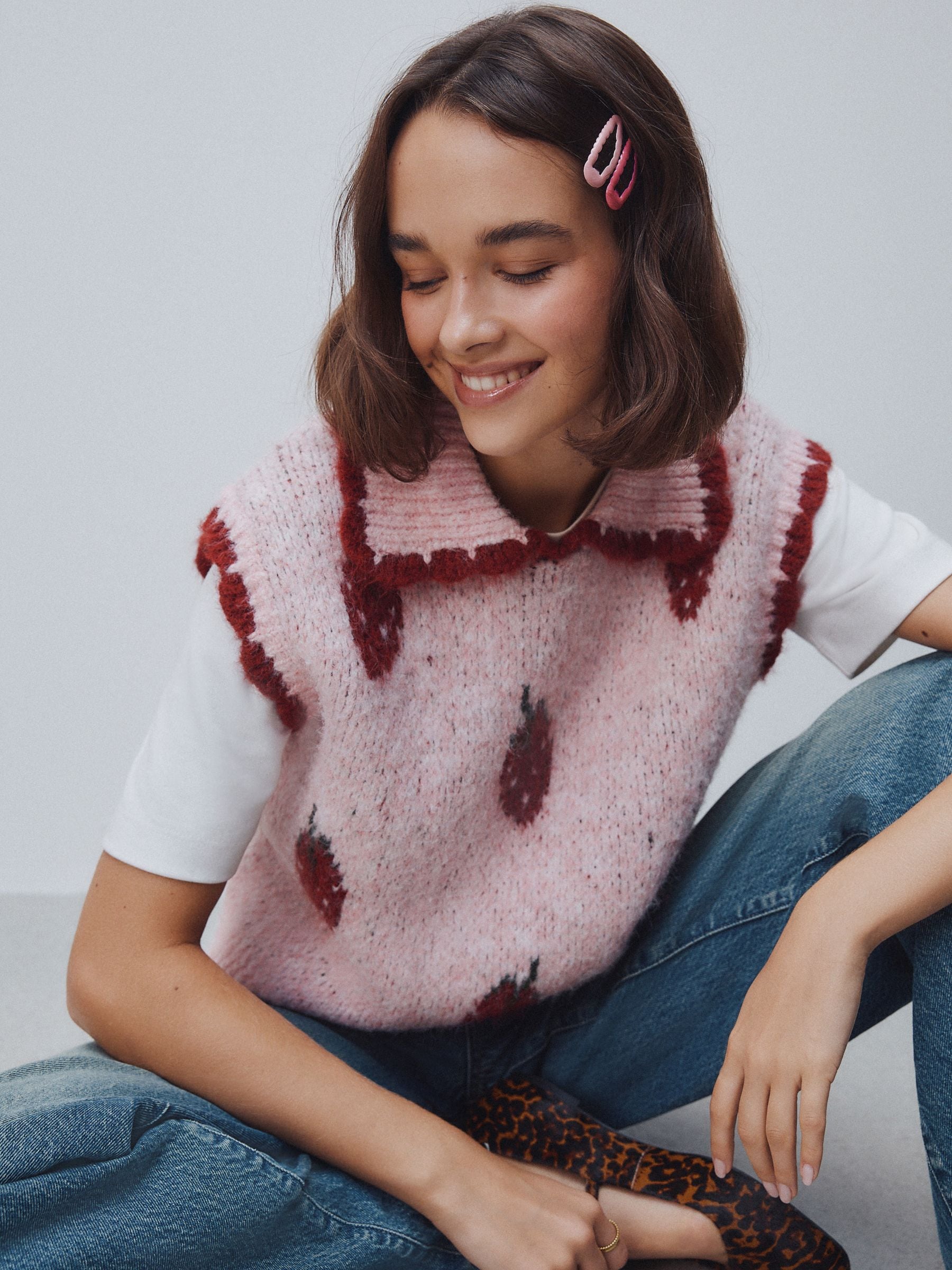 Buy Pink Strawberry Sleeveless Knitted Tank Top With Wool from