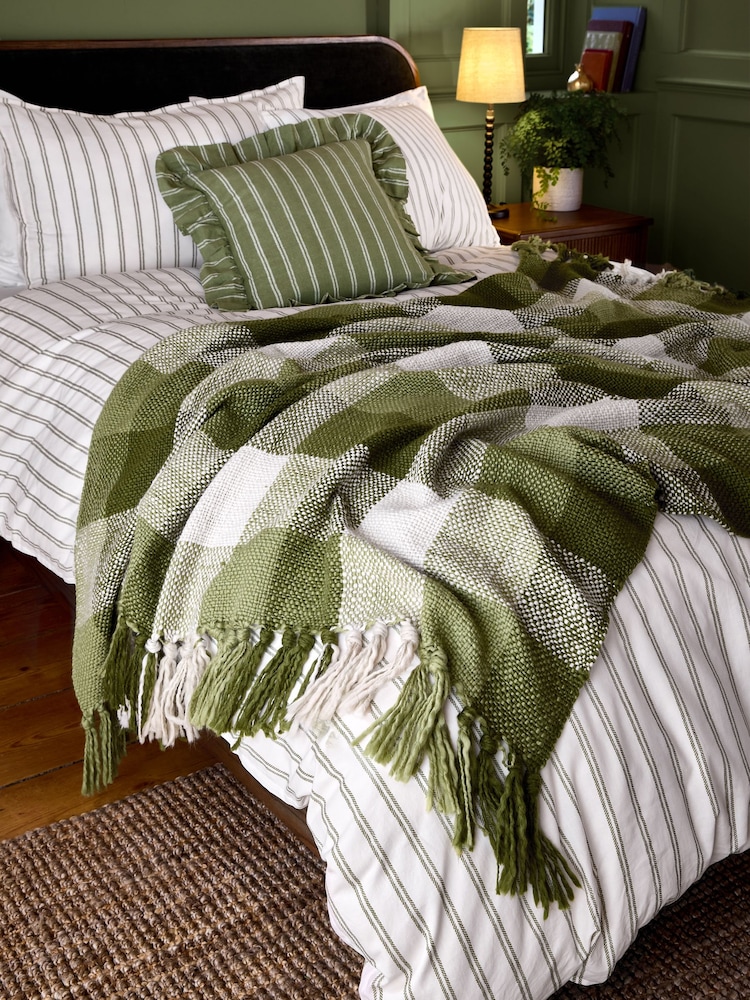 Laura Ashley Allonby Check Woven Throw - صورة 2 من 5