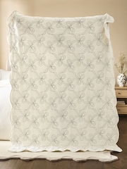 Black/White Embroidered Bow Quilted Bedspread - Image 3 of 7