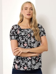 Preto - Blusa Long Tall Sally Paisley com Gola Quadrada - Imagem 1 de 5