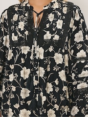 Preto - Yours Curve Trim Bygone Blouse - Imagem 5 de 6
