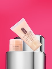 Clinique Merry Moisture: Moisture Surge Set (Worth over £37) - Image 3 of 5